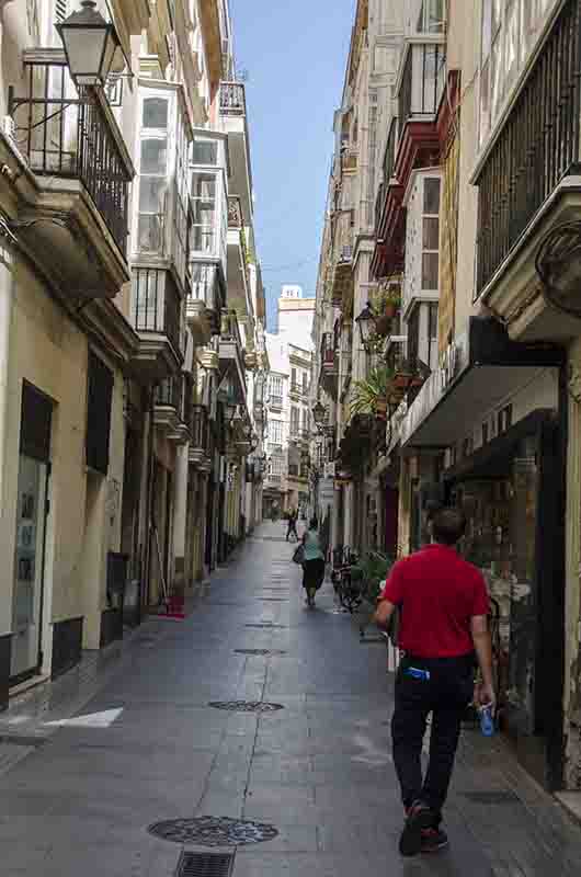 Cádiz 34 - calle.jpg